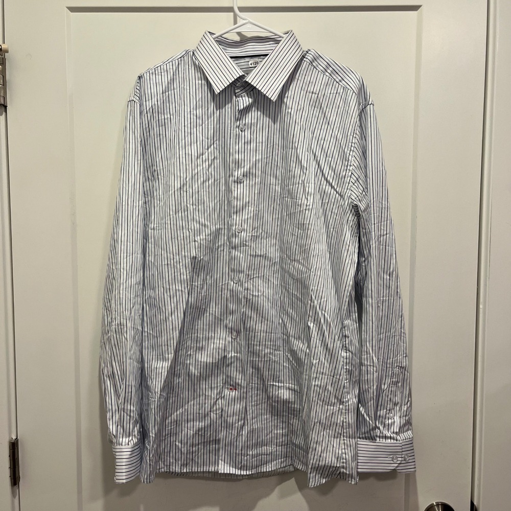 T Tahari New York Mens XL Modern Fit Blue White Striped Long Sleeve Button Down